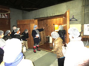 �F�J�s���ی𗬋���@�p��ŗ��j�E������`���Ă݂悤�I