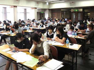 �F�J�s���ی𗬋���@��30�񒆍����z�[���X�e�C�v���O�����@��1�񌤏C��