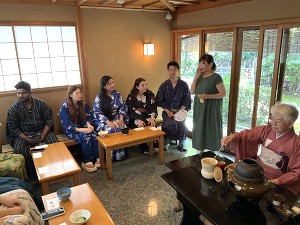 �F�J�s���ی𗬋���@�O���l�̂��߂̓��{�����̌�