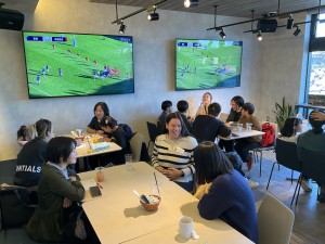 �F�J�s���ی𗬋���@�O���l�Ɖp��ł�����ׂ�I�`�e�q�ҁ`